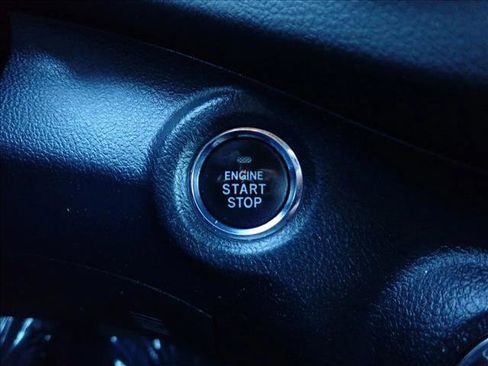 Used 2012 Toyota Highlander Limited w/ Tow Pkg image 25