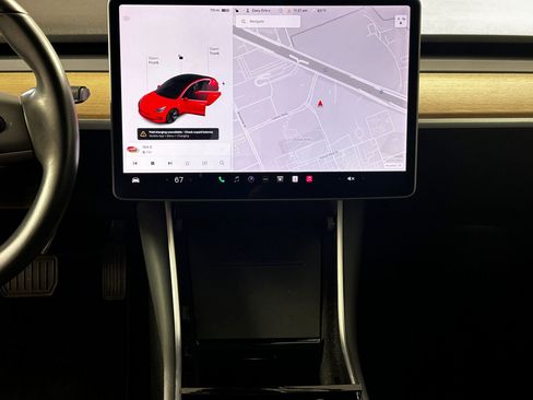 Used 2018 Tesla Model 3 Long Range image 28