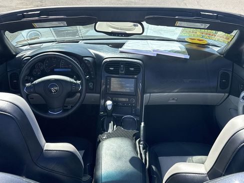 Used 2012 Chevrolet Corvette Grand Sport w/ 3LT Preferred Equipment Group image 19