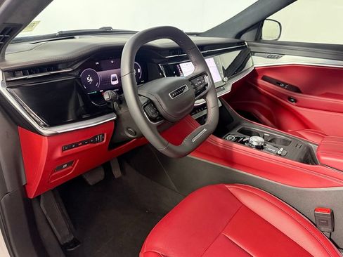 Used 2025 Jeep Wagoneer S Launch Edition AWD/4WD image 18
