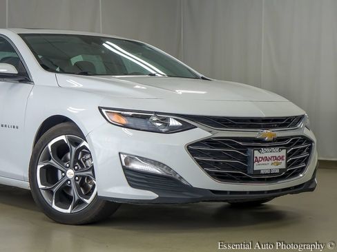 Used 2023 Chevrolet Malibu LT FWD image 3