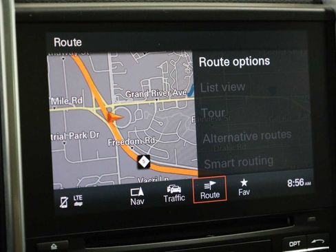 Used 2017 Porsche Cayenne S Platinum image 33