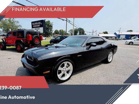 Used 2010 Dodge Challenger R/T RWD image 1