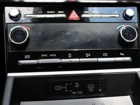 Used 2025 Hyundai Santa Fe SEL FWD image 26