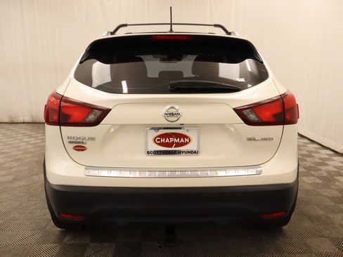 Used 2017 Nissan Rogue Sport SL w/ SL Premium Package AWD/4WD image 5