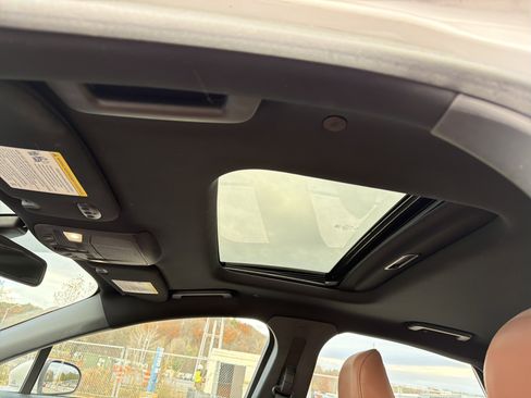 Used 2020 Ford Fusion Energi Titanium image 24