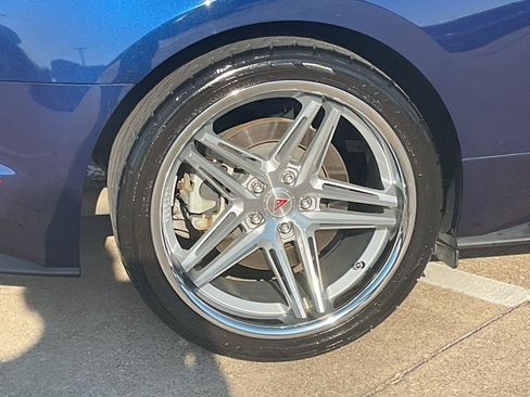 Used 2019 Ford Mustang GT RWD image 7