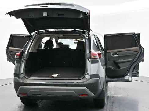 Used 2021 Nissan Rogue SV w/ Premium Package FWD image 42