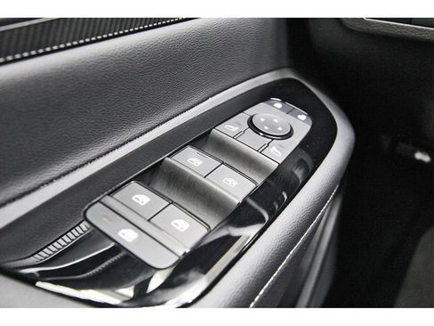 Used 2026 Nissan Murano SV image 15