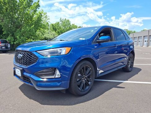 Used 2023 Ford Edge ST-Line w/ Cargo Accessory Package AWD/4WD image 5