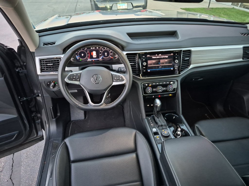 Used 2023 Volkswagen Atlas SEL AWD/4WD image 7