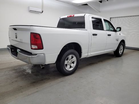 Used 2022 RAM 1500 Classic SLT image 10