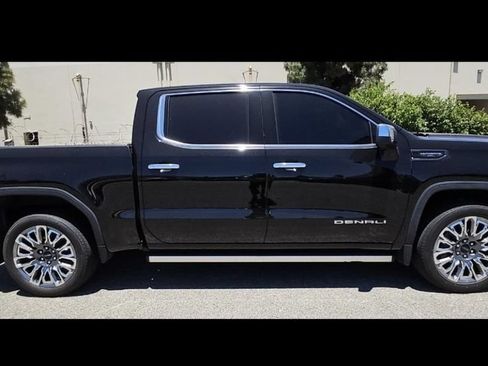 Used 2024 GMC Sierra 1500 Denali Ultimate AWD/4WD image 3