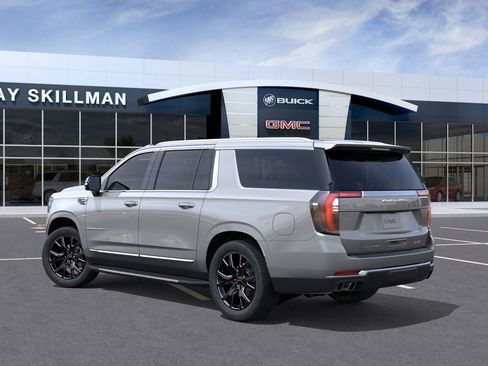 New 2025 GMC Yukon XL Denali AWD/4WD image 3