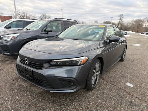 Used 2023 Honda Civic Touring image 8