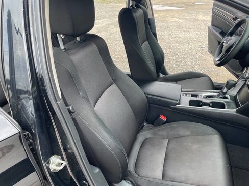Used 2018 Honda Accord LX image 37