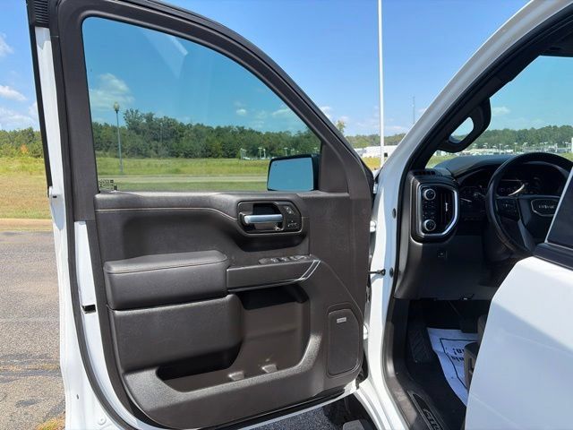 Used 2021 GMC Sierra 1500 AT4 w/ AT4 Premium Package AWD/4WD image 16