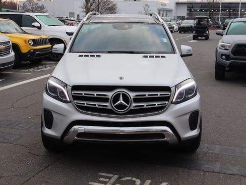 Used 2019 Mercedes-Benz GLS 450 4MATIC image 3