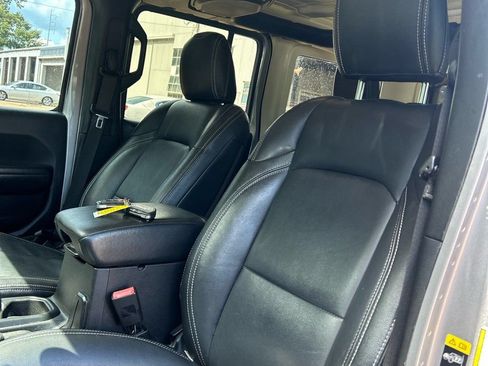 Used 2020 Jeep Wrangler Unlimited Sport S AWD/4WD image 4