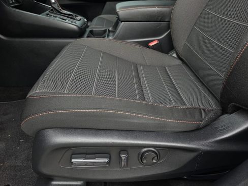 Used 2025 Honda CR-V Sport image 14