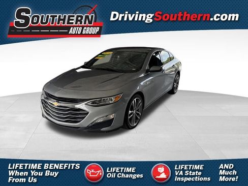 Used 2024 Chevrolet Malibu LT FWD image 1