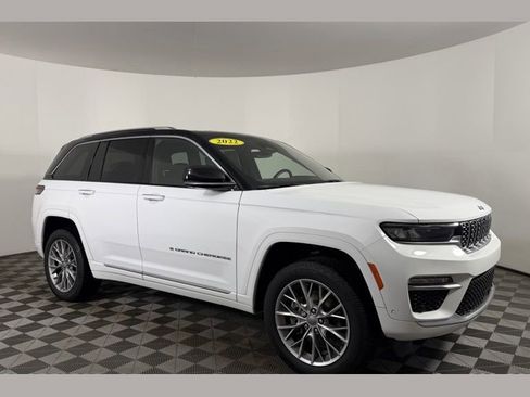 Used 2022 Jeep Grand Cherokee Summit AWD/4WD image 1