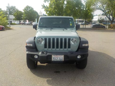 Used 2023 Jeep Wrangler Sport image 6