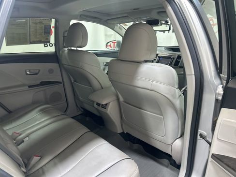 Used 2013 Toyota Venza XLE w/ XLE Premium Pkg AWD/4WD image 15
