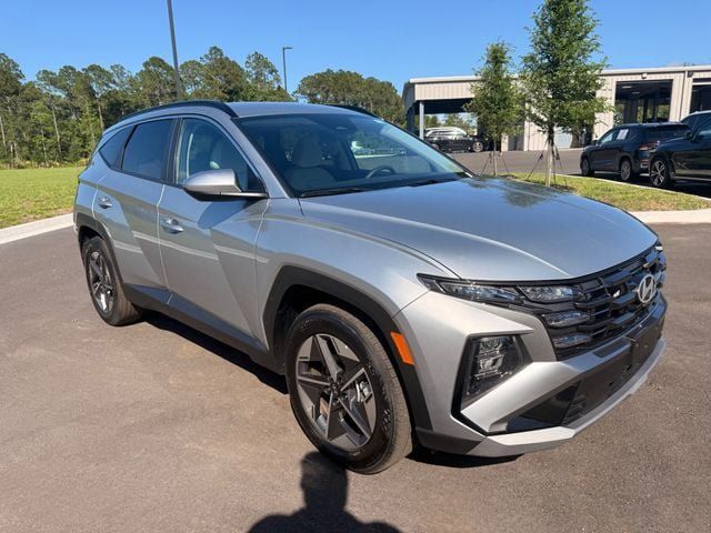 Used 2025 Hyundai Tucson SEL FWD image 13