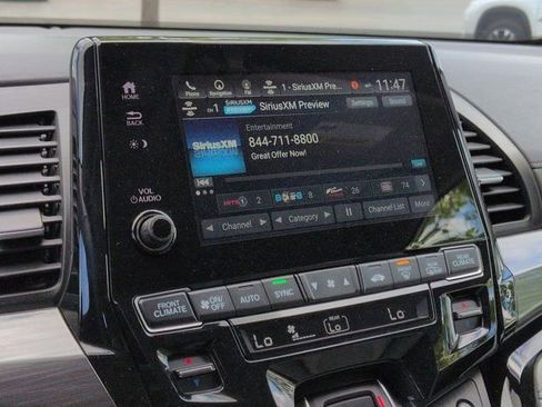 Used 2023 Honda Odyssey Elite image 12