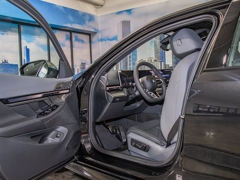 New 2026 BMW 540i xDrive w/ M Sport Package image 13