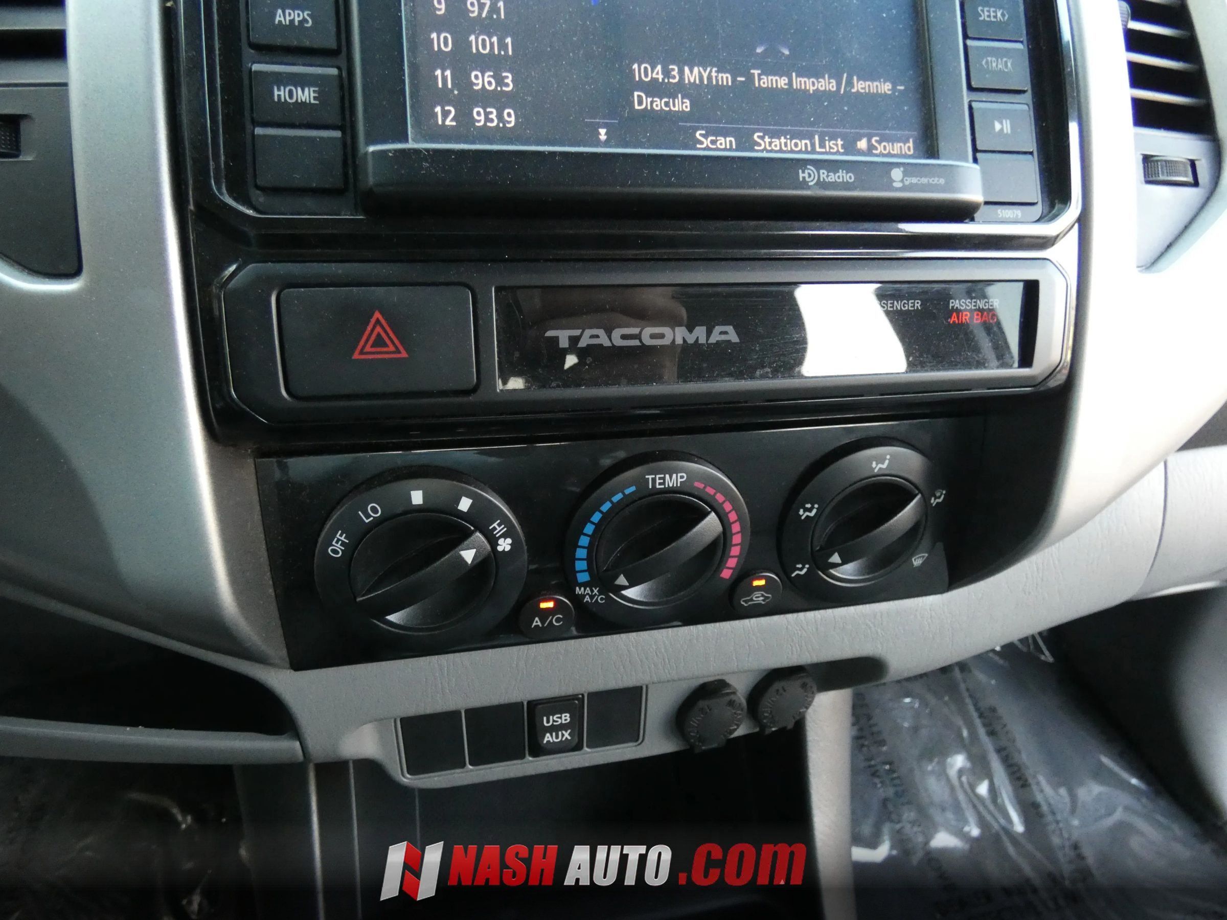 Used 2015 Toyota Tacoma PreRunner w/ SR5 Package RWD image 46