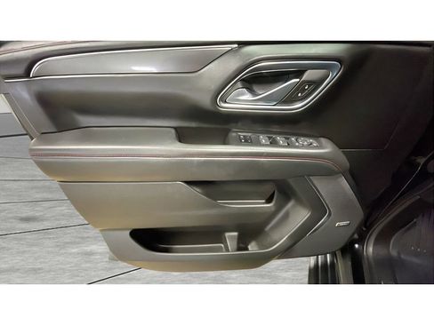 Used 2023 Chevrolet Suburban RST w/ Luxury Package AWD/4WD image 10