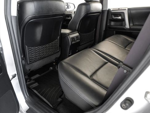 Used 2016 Toyota 4Runner Limited image 39