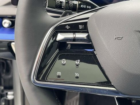 New 2026 Cadillac Optiq Sport 1 image 31