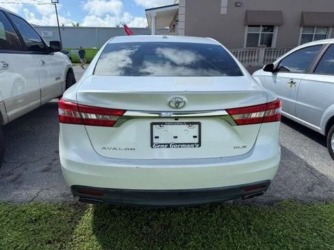 Used 2015 Toyota Avalon XLE FWD image 3