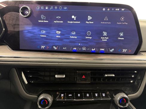 Used 2025 Chevrolet Tahoe LT image 19