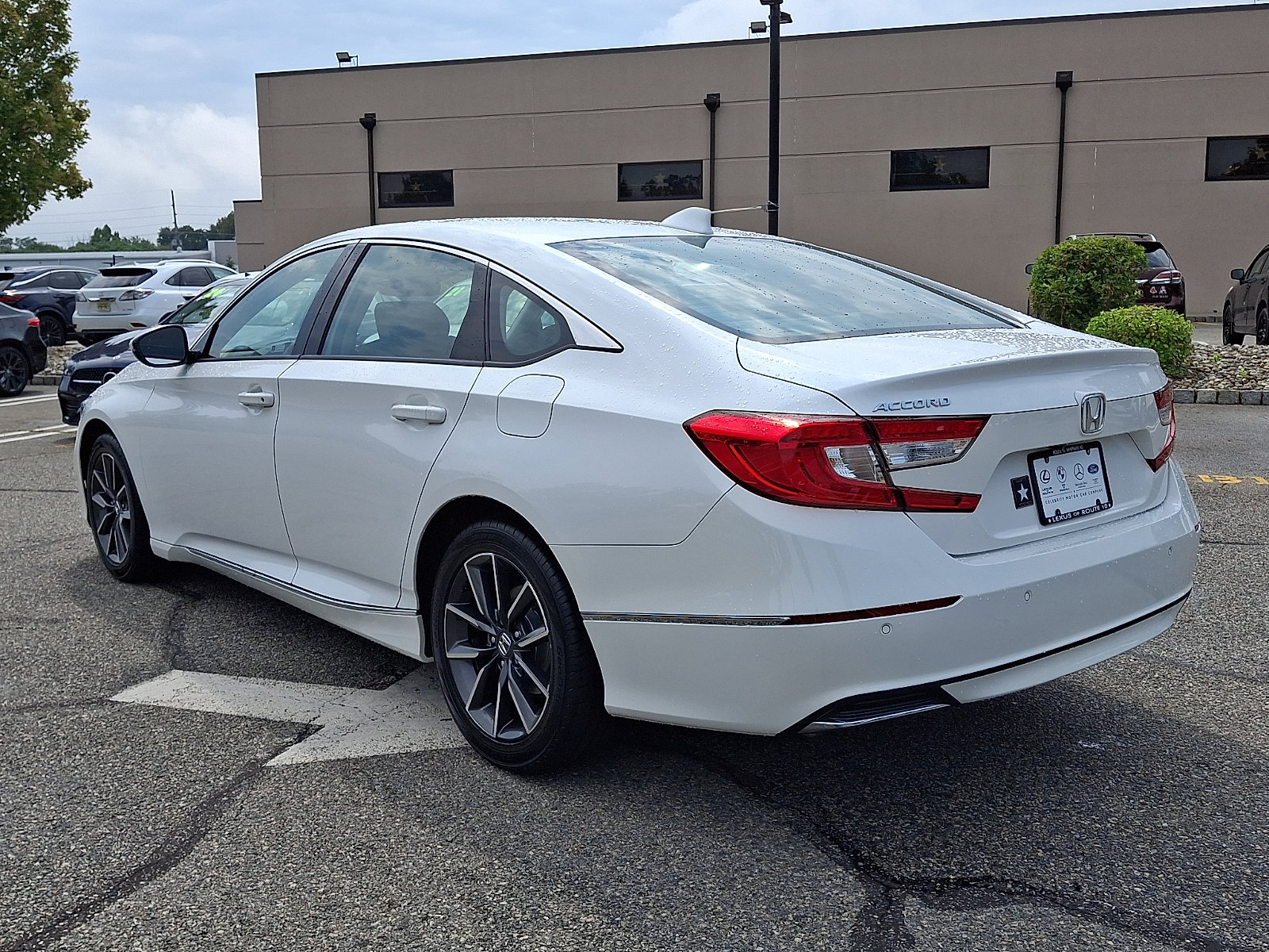 Used 2021 Honda Accord EX-L image 4