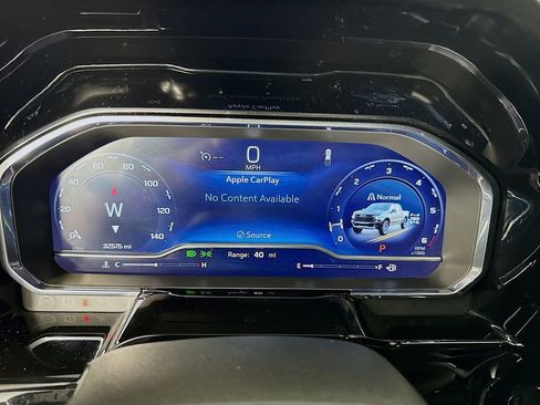 Used 2023 Chevrolet Silverado 1500 ZR2 image 18