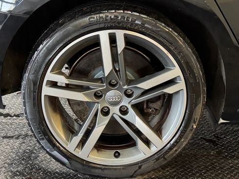 Used 2018 Audi A4 2.0T Premium Plus image 12