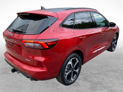 Used 2024 Ford Escape ST-Line Select w/ Tech Pack #2 AWD/4WD image 2