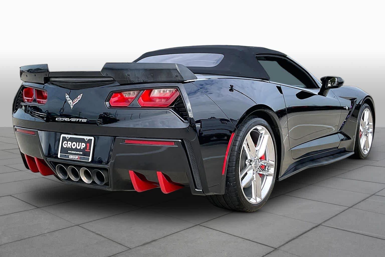 Used 2018 Chevrolet Corvette Stingray Convertible w/ 2LT Preferred Equipment Group RWD image 11