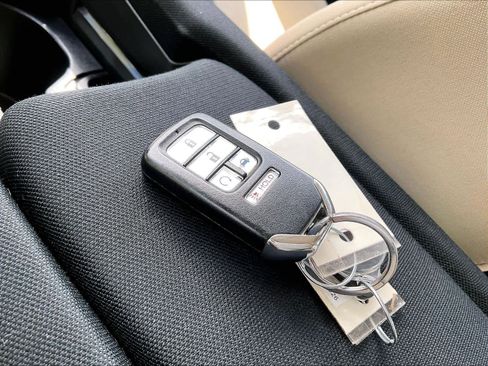 Used 2018 Honda Civic EX image 13