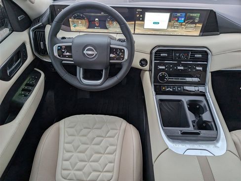 New 2026 Nissan Armada Platinum image 9