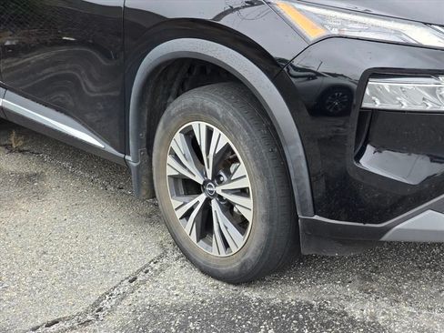 Used 2022 Nissan Rogue SV FWD image 17