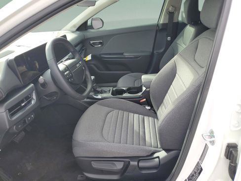 New 2025 Kia K4 EX FWD image 22
