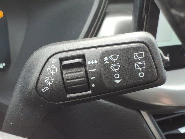 Used 2023 Ford Escape Active w/ Tech Pack #2 AWD/4WD image 29