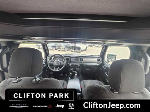 Used 2022 Jeep Wrangler Unlimited Sport AWD/4WD image 15