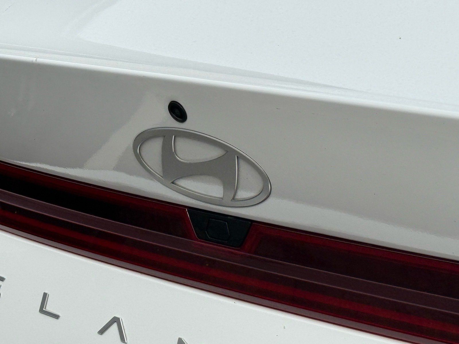 Used 2025 Hyundai Elantra SEL FWD image 10
