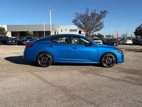 Certified 2024 Nissan Sentra SR w/ SR Premium Package image 4